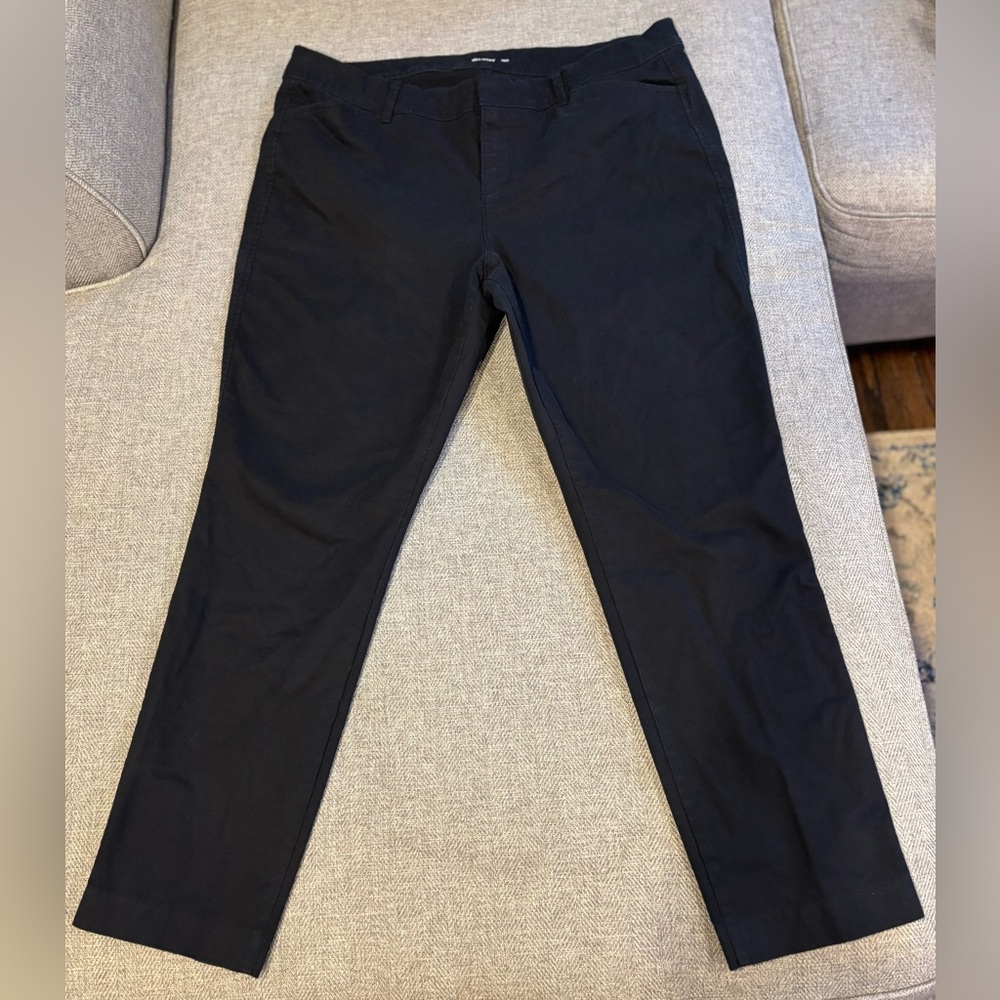 Old Navy Black Pixie Pants Size 14